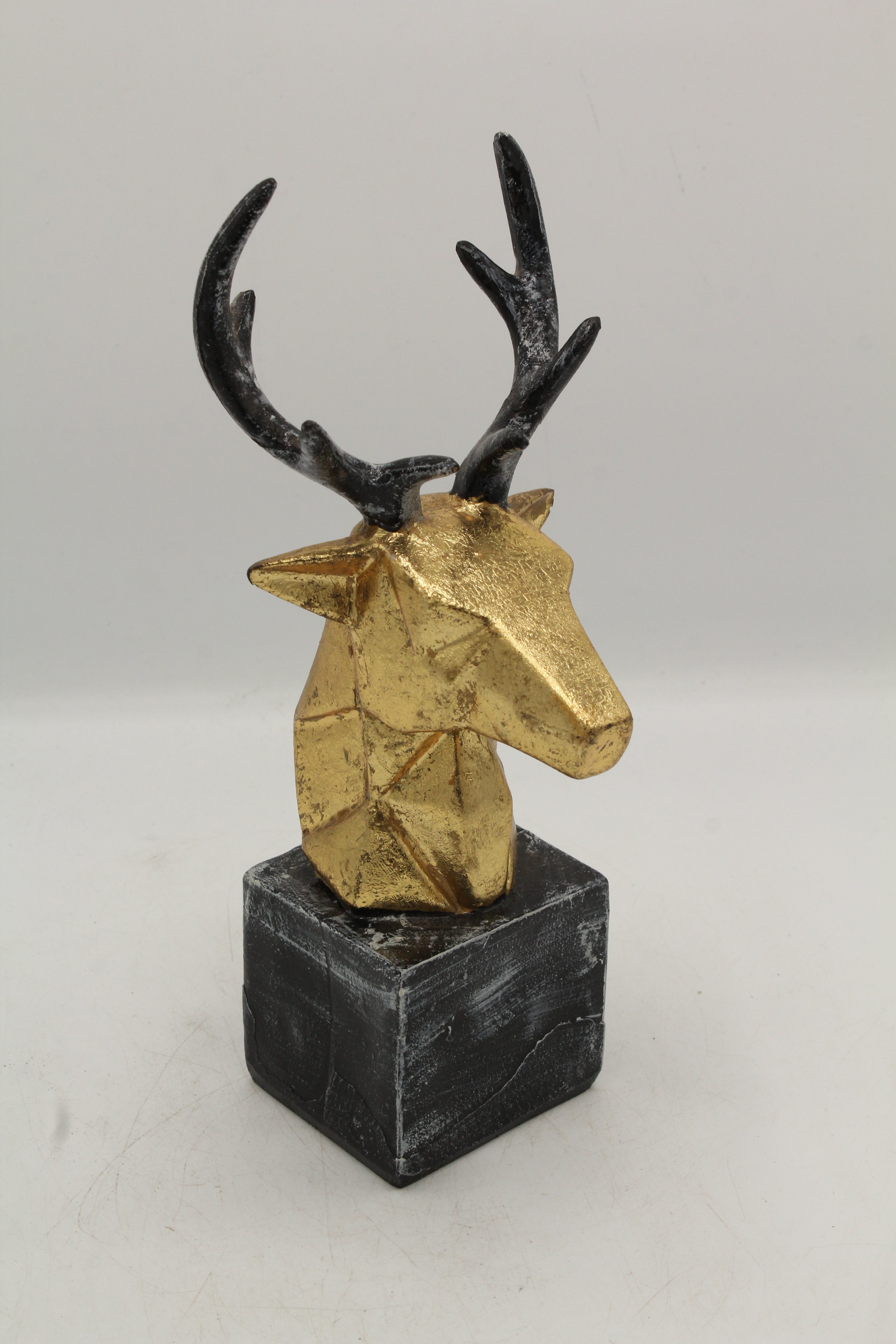 The 'Trophy' Modern Desk Decor