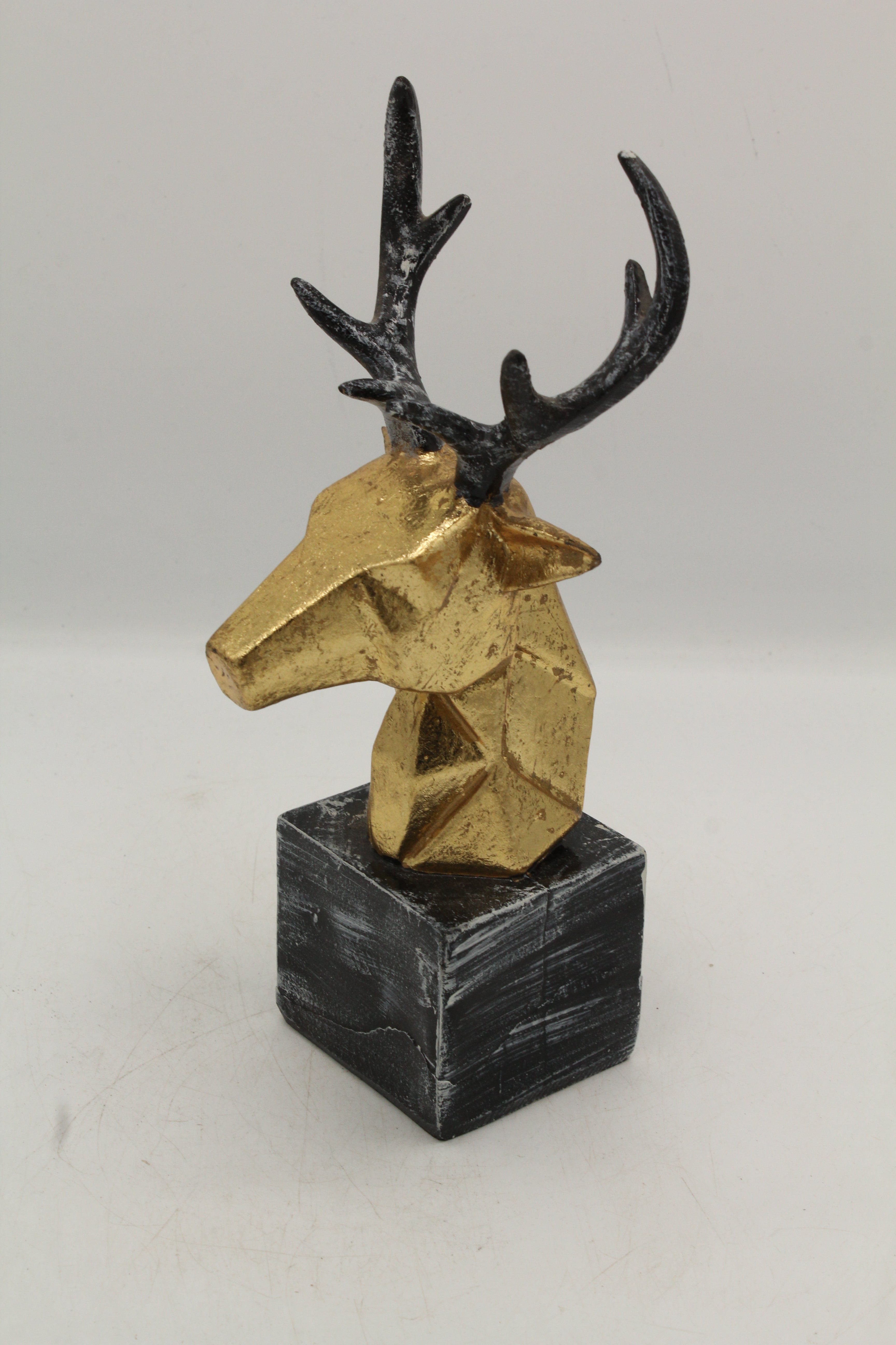 The 'Trophy' Modern Desk Decor